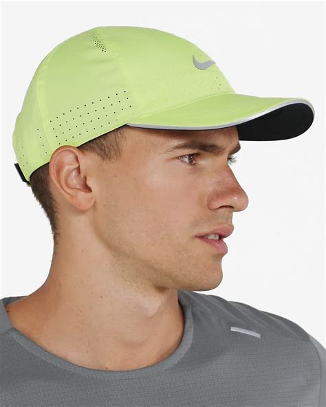 nike dri-fit arobill featherlight hardlooppet zwart|Nike Dri-FIT feather light.